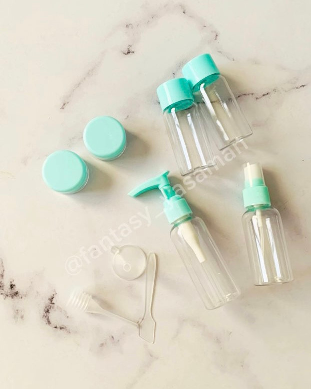 جای لوازم بهداشتی و ارایشی مسافرتی