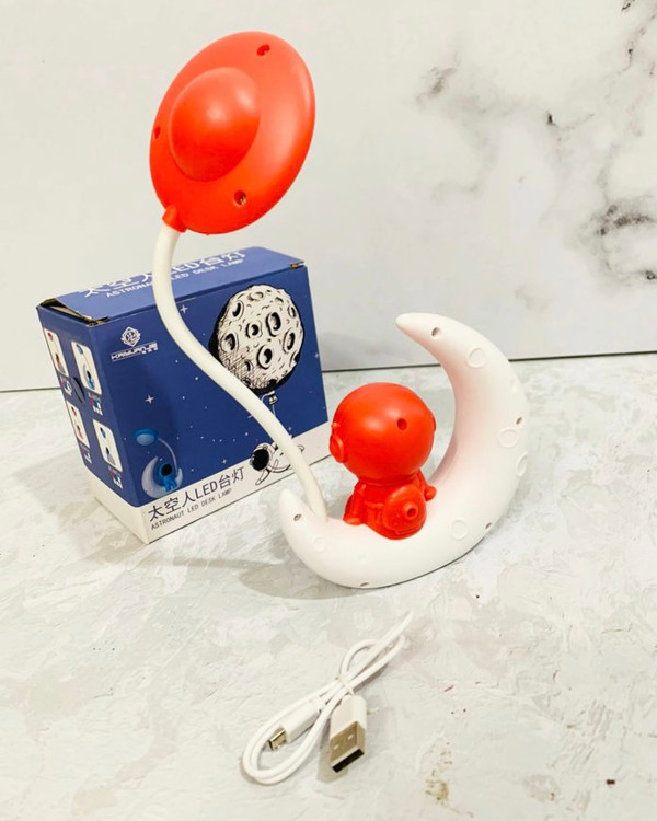 شبخواب فضانورد