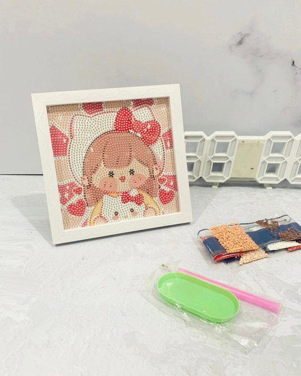 نقاشی الماسی طرح دختر