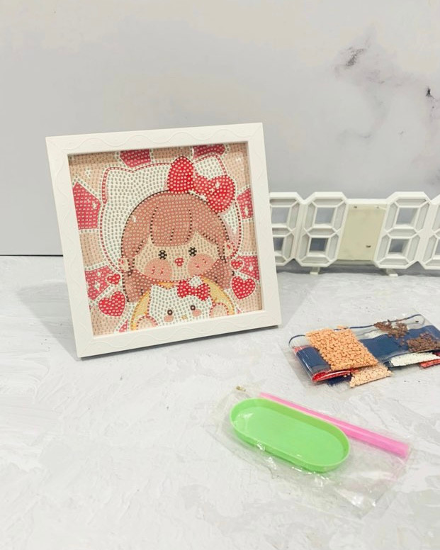 نقاشی الماسی طرح دختر