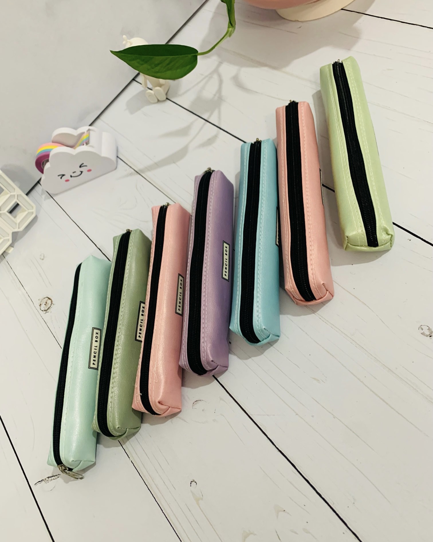 جامدادی دانشجویی