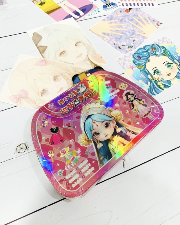 استیکر ارایشی