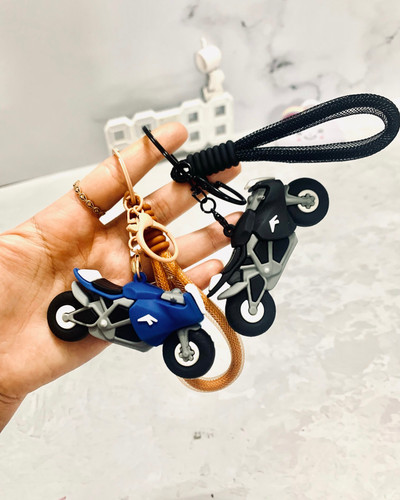 اویز کلید پسرونه