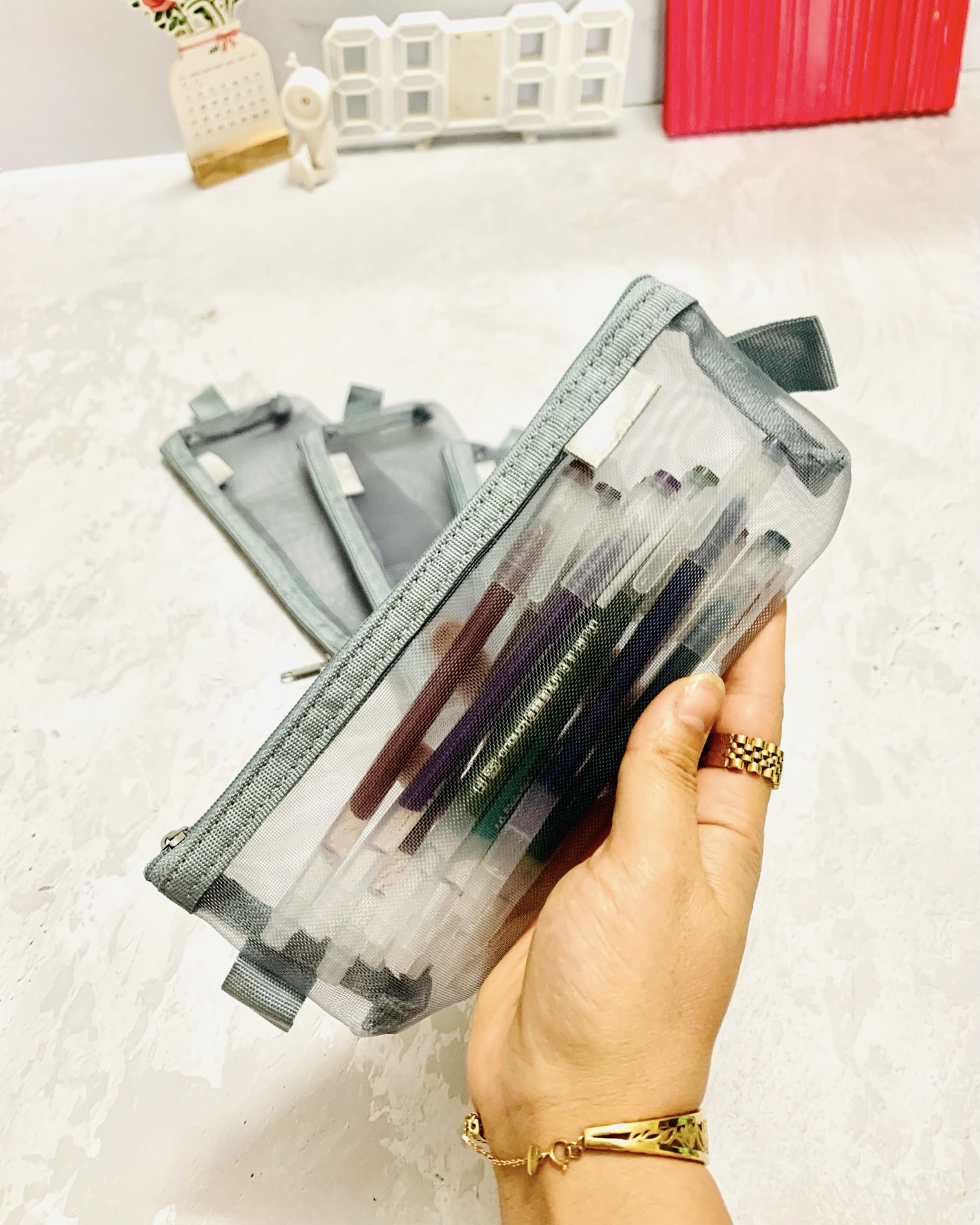 جامدادی دانشجویی