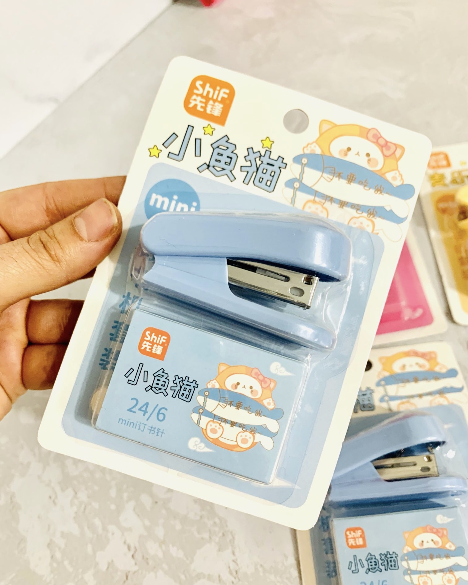 دستگاه منگنه