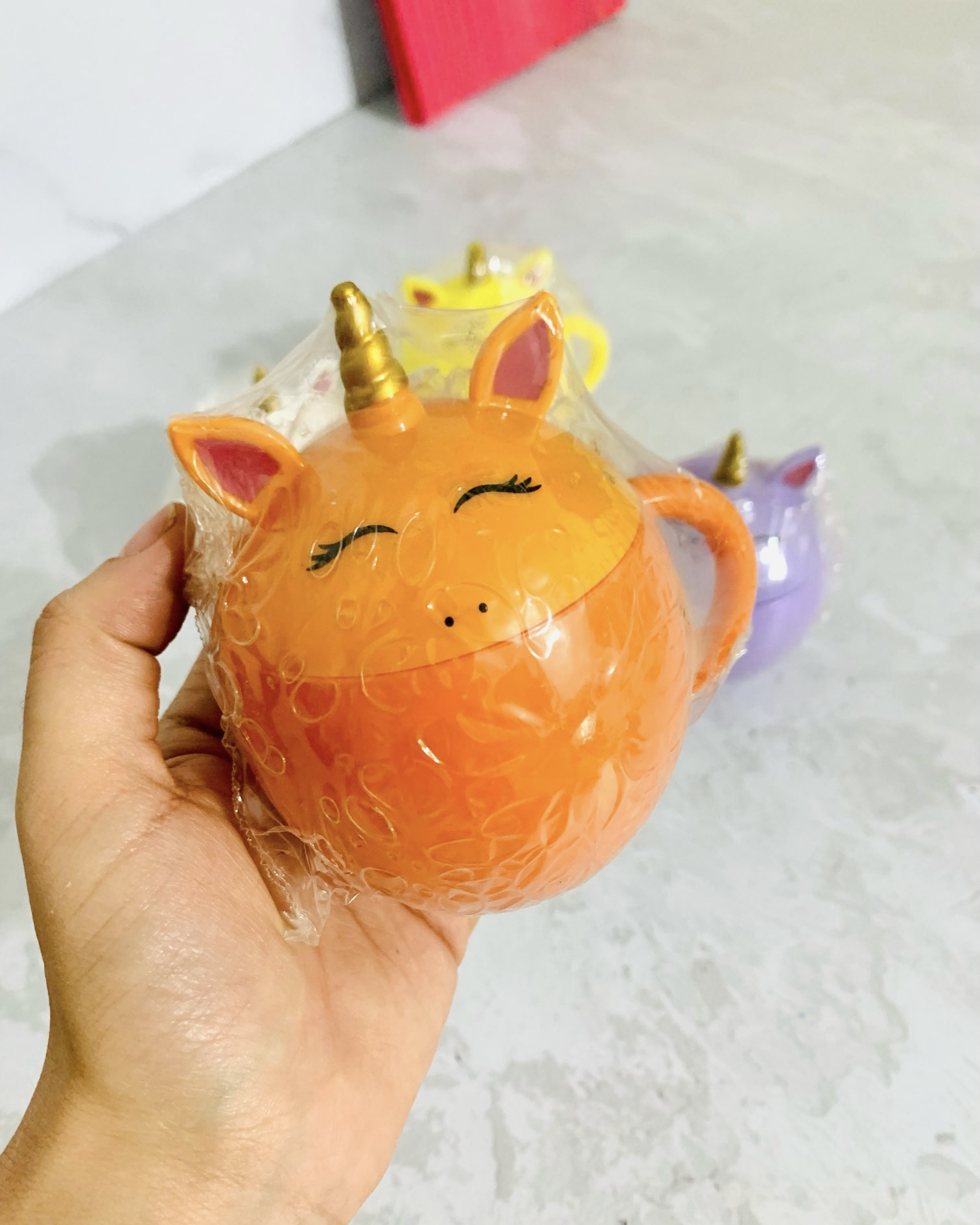 لیوان در دار بچگونه