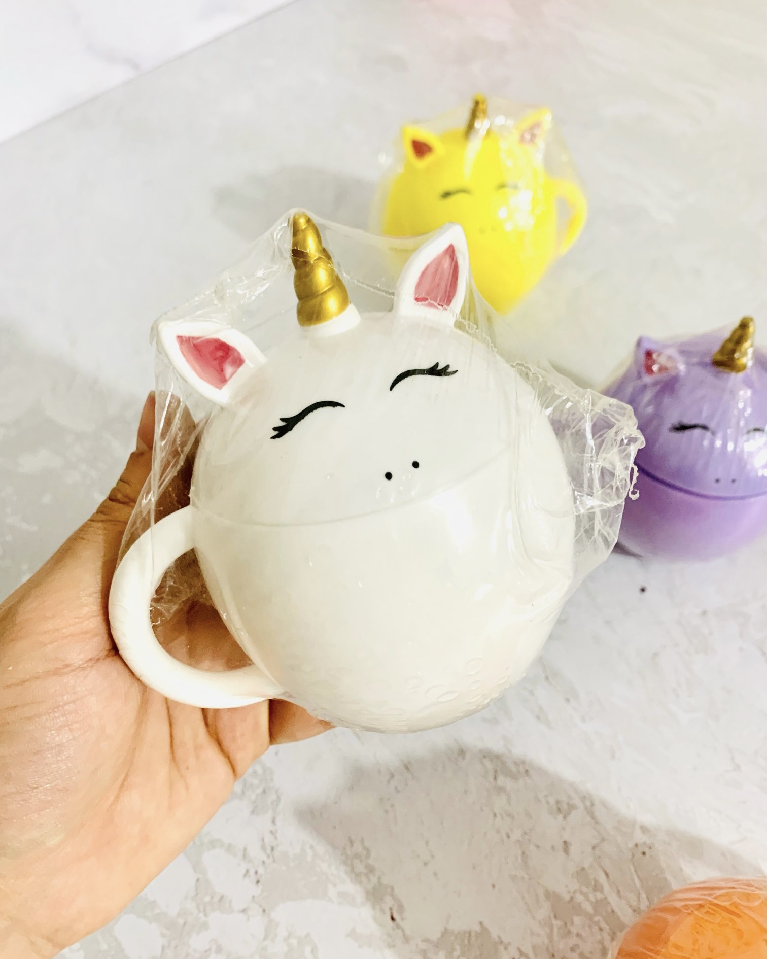 لیوان در دار بچگونه