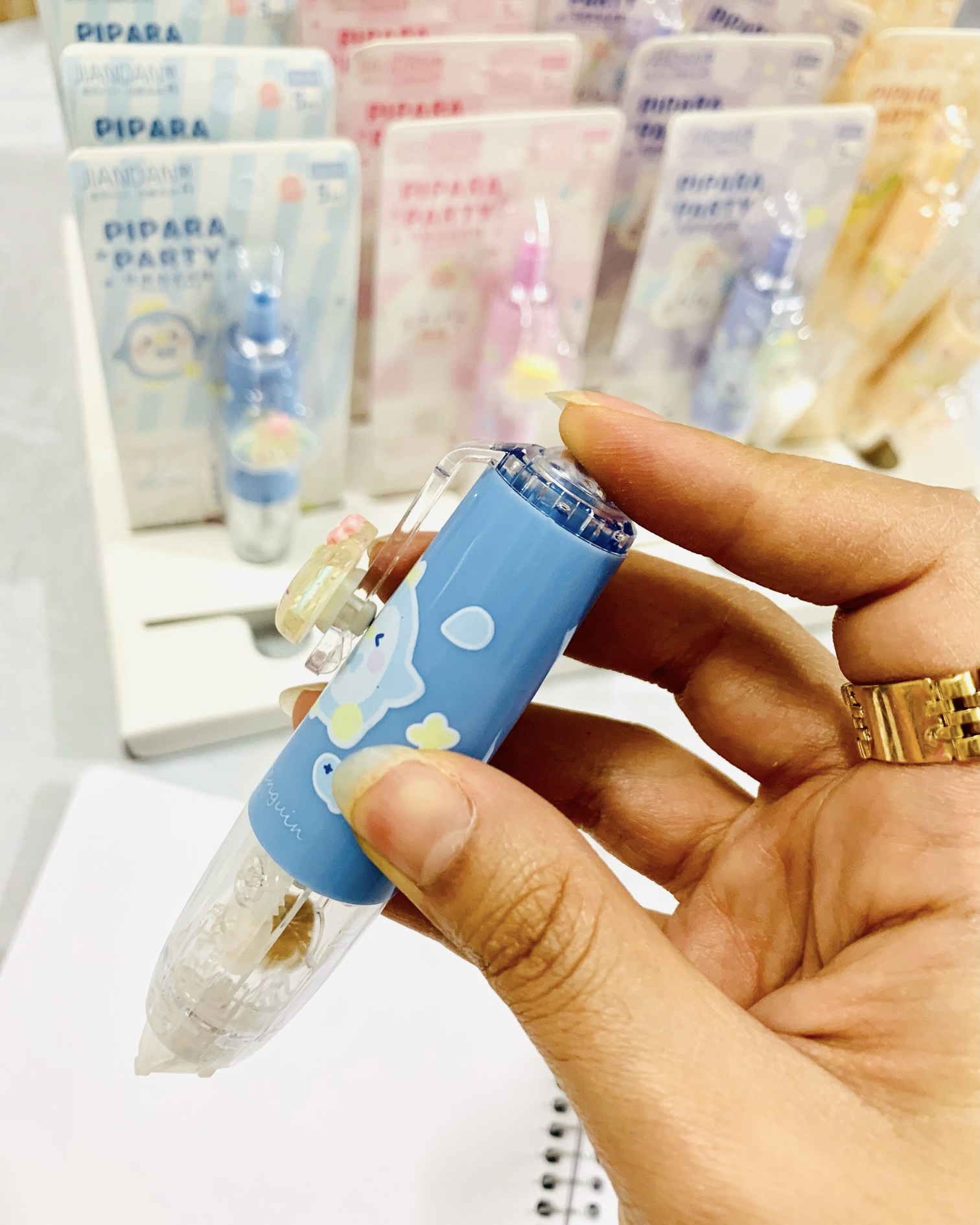 چسب دوطرفه کلیکی فانتزی