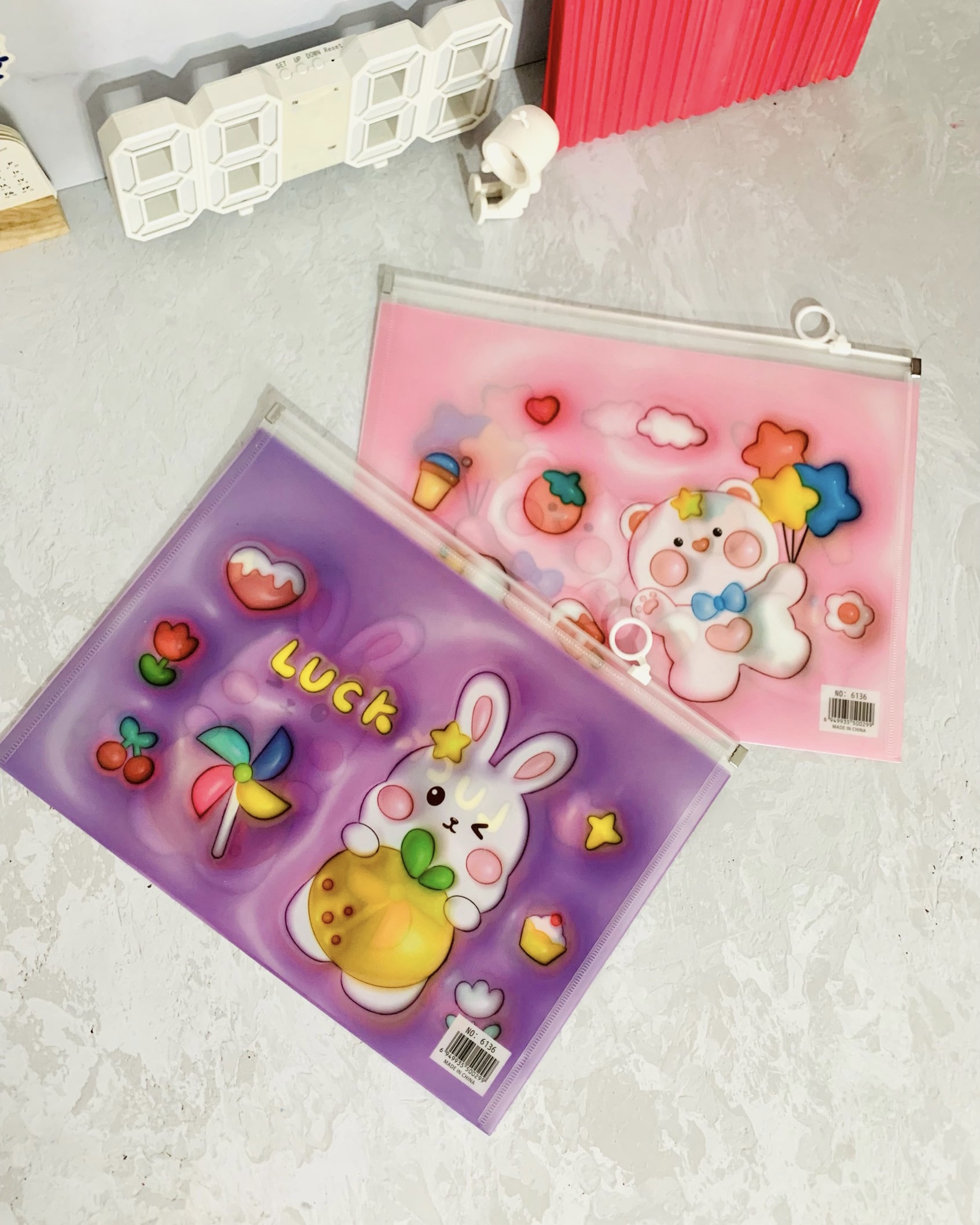 پوشه زیپدار A4 سه بعدی