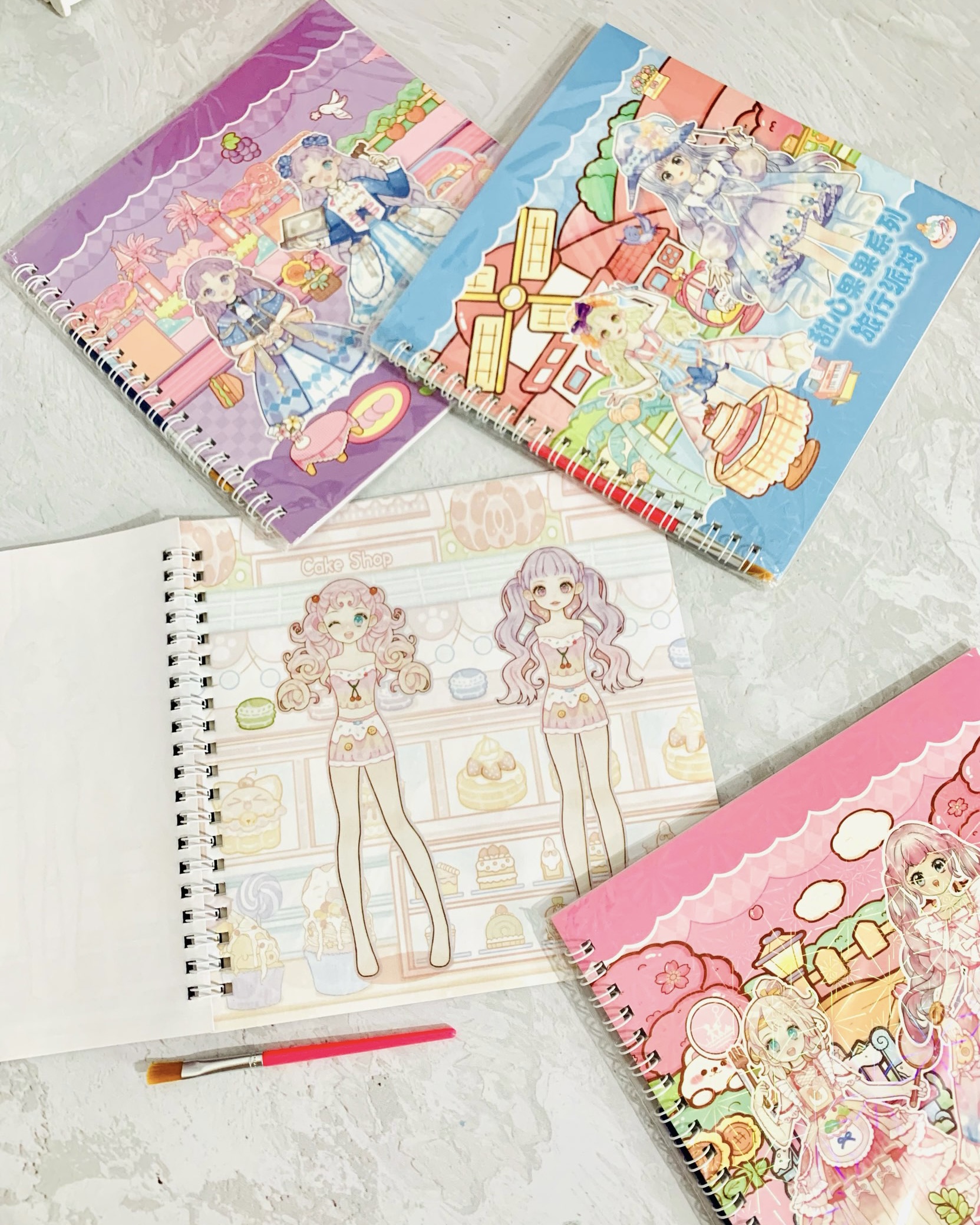 دفتر آرایشی و رنگ امیزی کودک